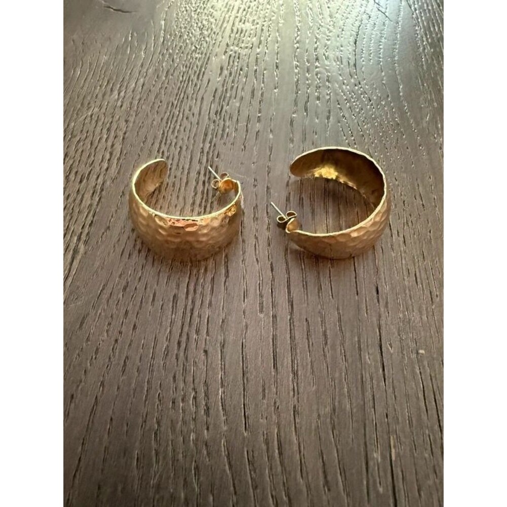 Hammered look gold earrings